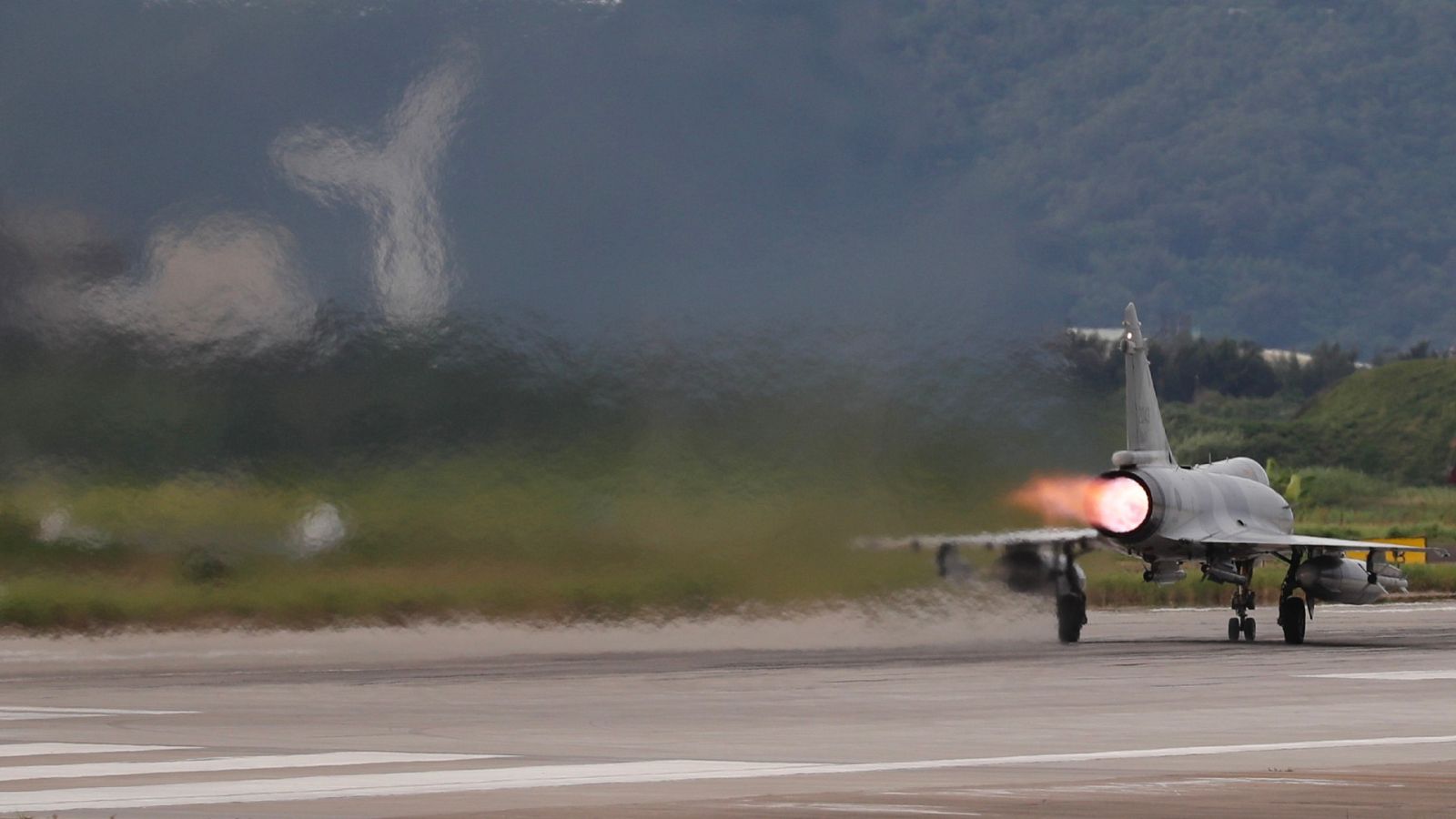 Las maniobras militares de China bloquean Taiwán por tercer día consecutivo