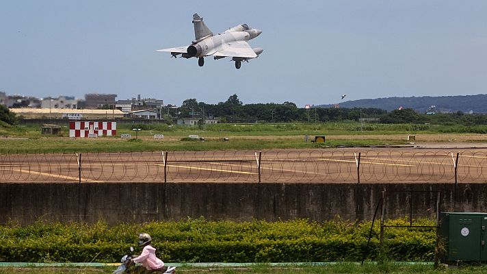 Telediario Fin de Semana - Pekín exhibe músculo militar en el último día de maniobras