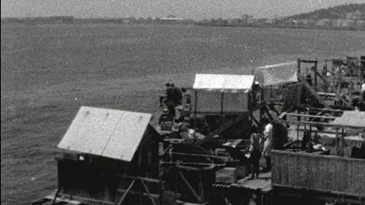 Arxiu TVE Catalunya - Barcelona: pesca a l'escullera. Festes de Gràcia