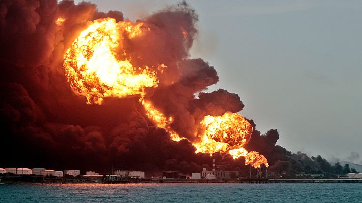 Telediario 1 - Cuba combate el mayor desastre industrial de la historia del país