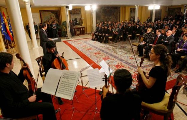 Telediario 1 - Telediario en 4' - 12/01/10