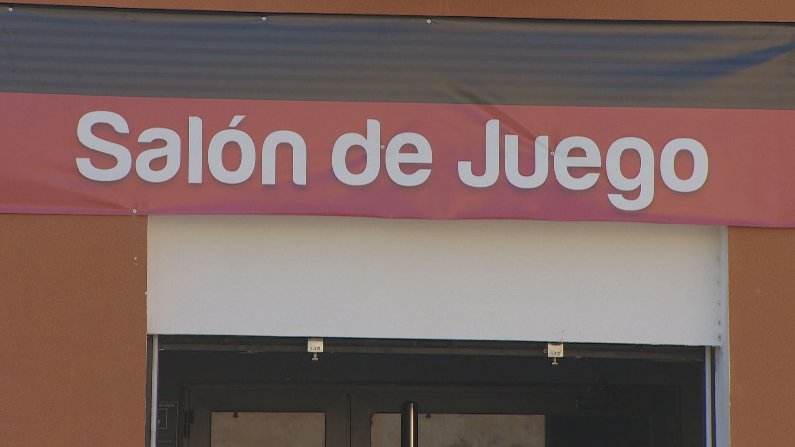Polémica por la apertura de un salón de juego cerca de tres colegios