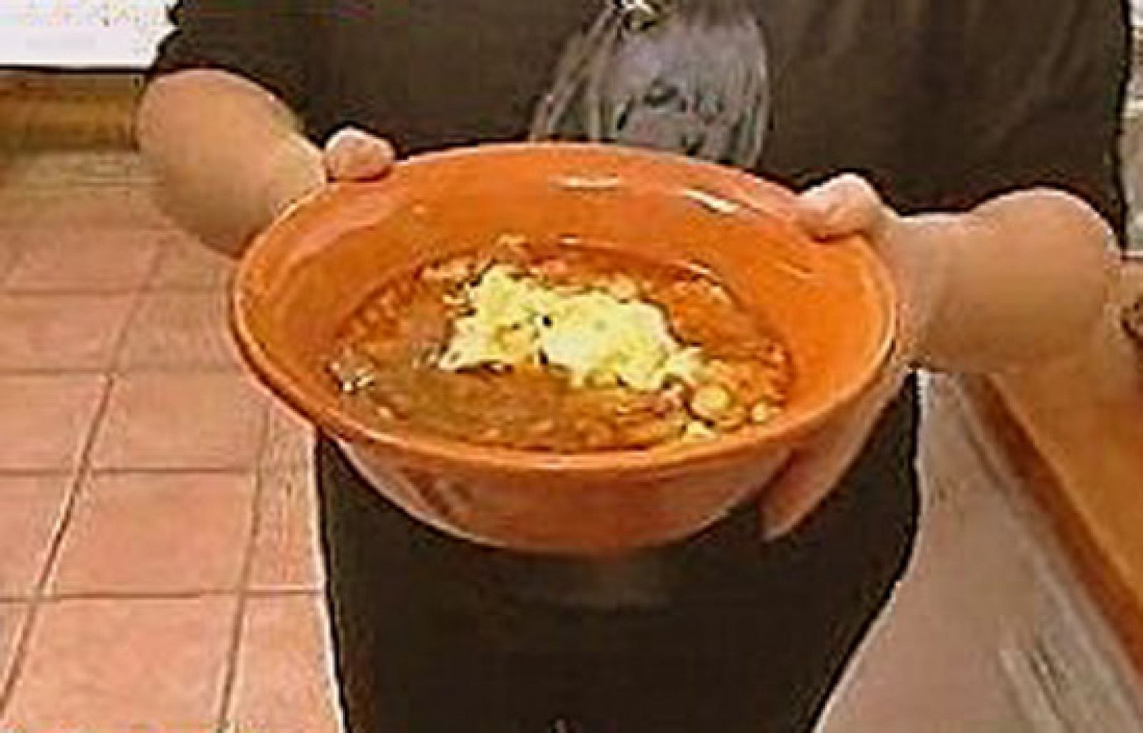 España Directo - Sopa de ajo - RTVE Cocina | Ver