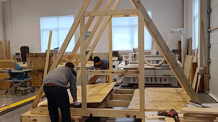 Emprende - Emprende - 15/08/22