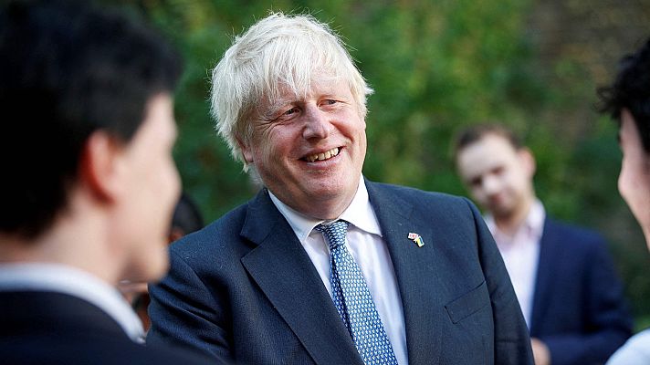 Telediario 1 - Boris Johnson, de vacaciones con el país en crisis