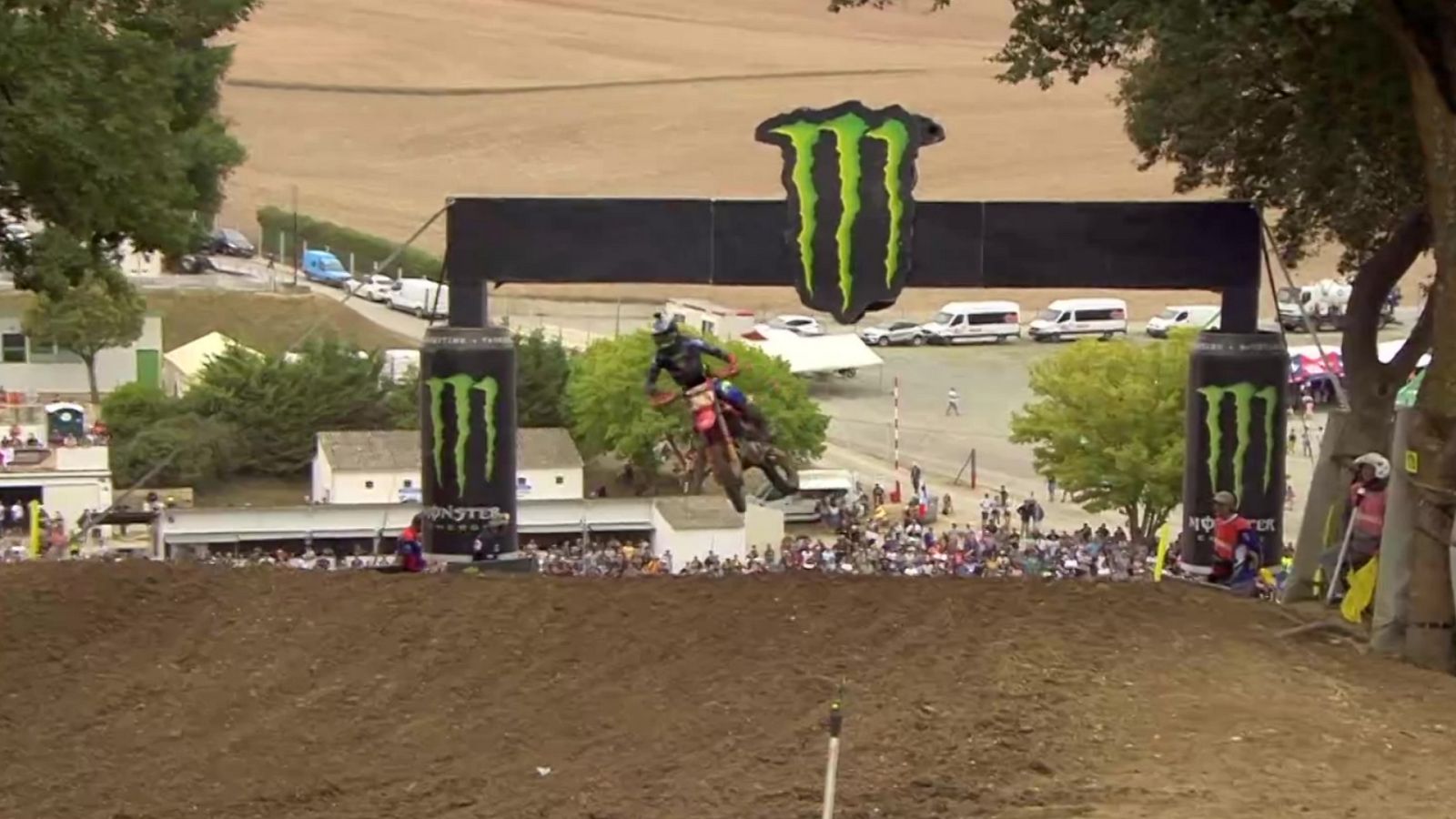 Motocross - Campeonato del Mundo MXGP. Charente Maritime 1ª carrera - ver ahora