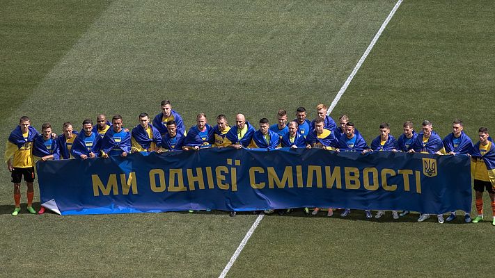 Telediario 1 - Se reanuda la Liga ucraniana seis meses después del inicio de la guerra