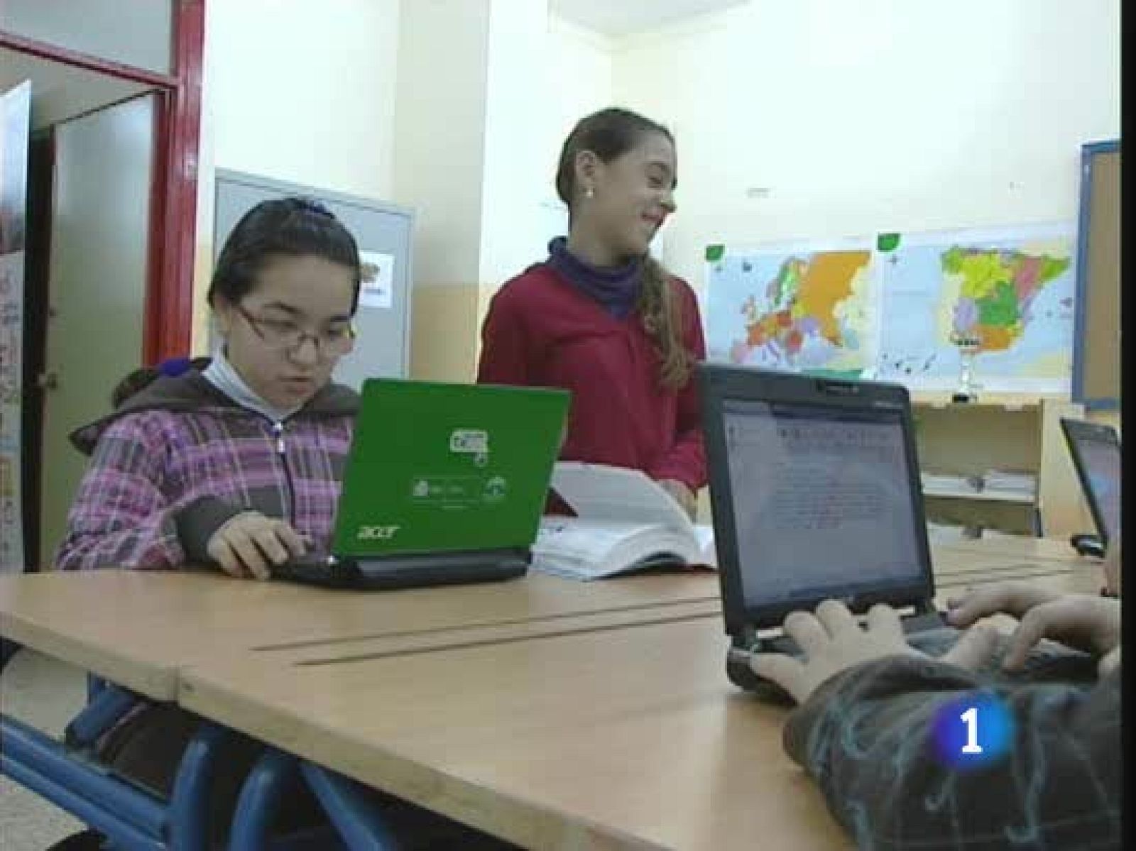 26 millones de euros han perdido Madrid, Valencia y Murcia por no querer sumarse al programa Escuela 2.0 | Ver