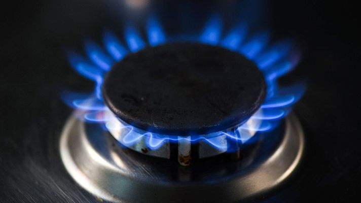 Telediario 1 - Rusia emplea el gas como arma y como su principal fuente de ingresos