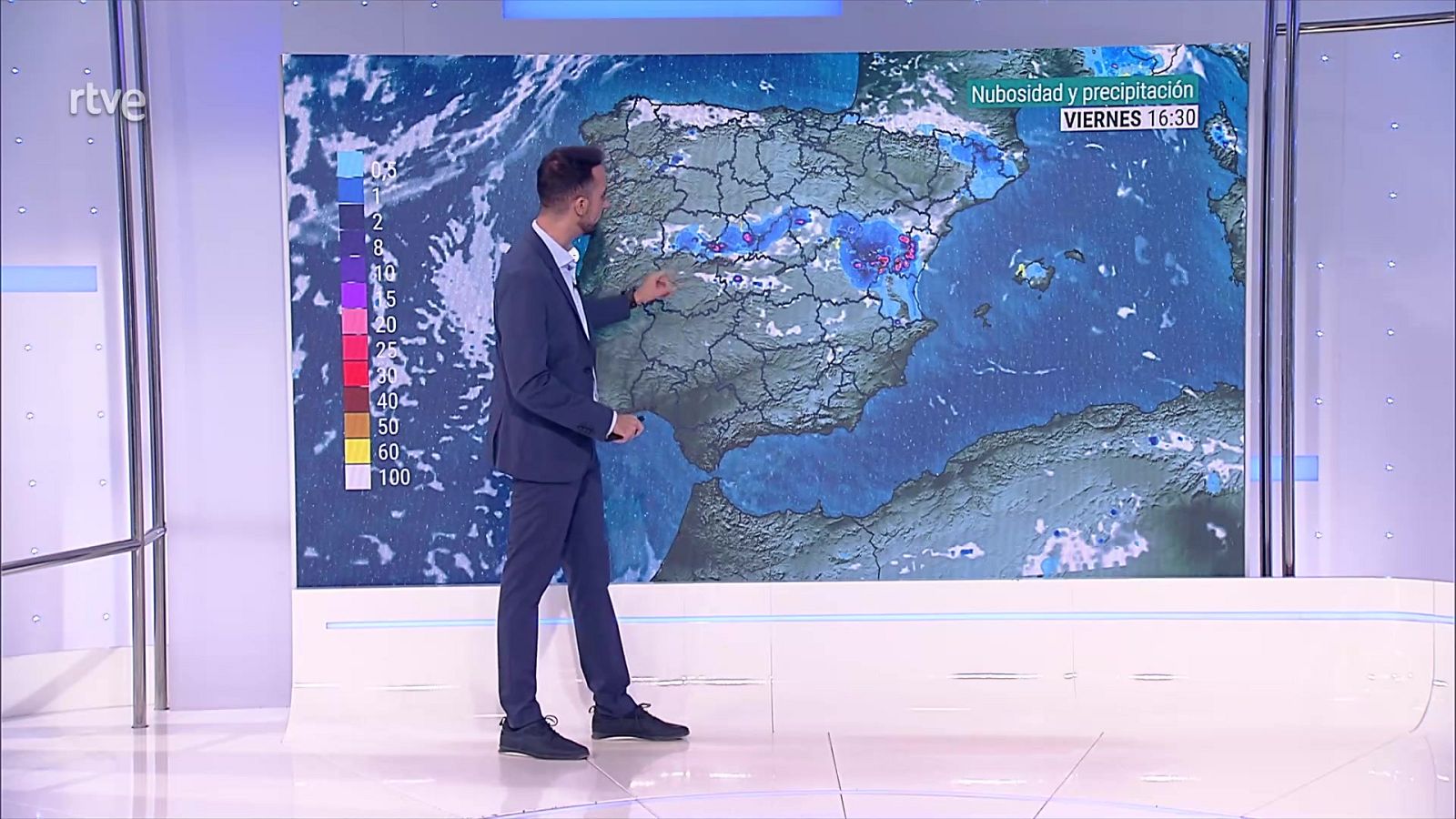 Chubascos y tormentas fuertes o con granizo en Pirineos, sistema Ibérico y en zonas del interior y del litoral de Cataluña y del norte de la Comunidad Valenciana - ver ahora