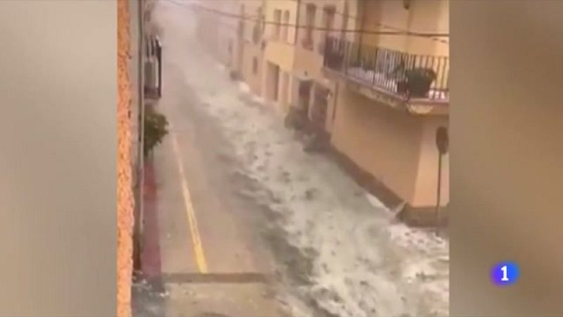 Els efectes de la pedregada: reparació de danys i neteja a El Bruc