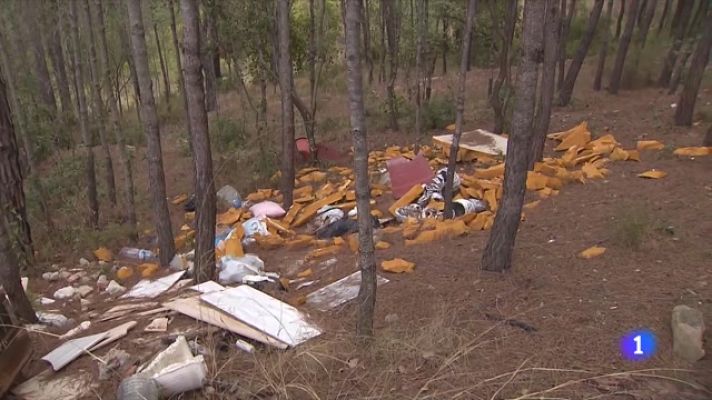 L'Informatiu - Els abocadors il·legals poden incrementar el risc d'incendi