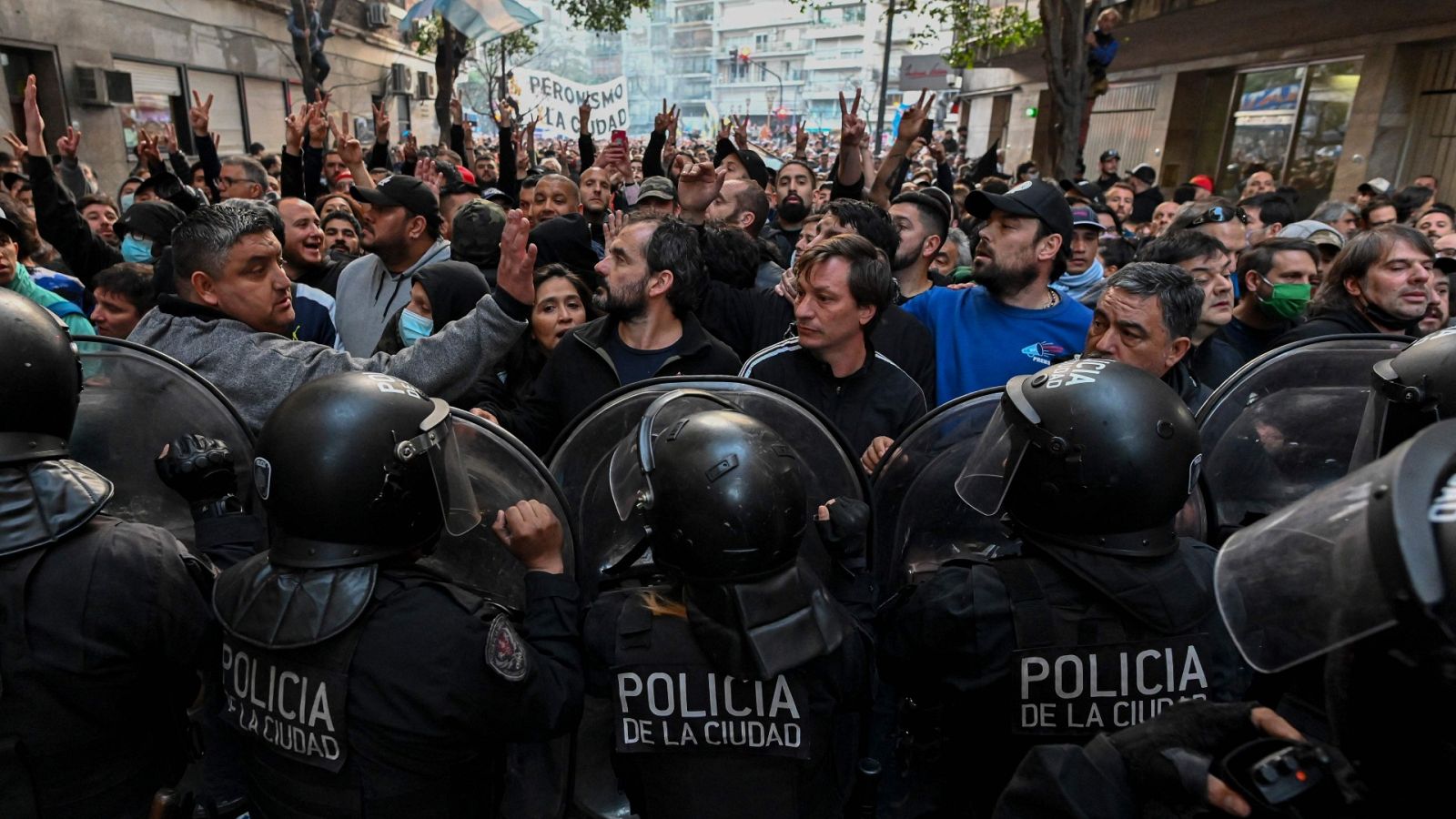 Incidentes en una protesta frente al domicilio de Cristina Fernández
