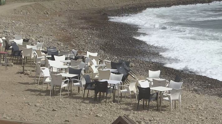 Noticias Andalucía - Vecinos contra el turismo de botellón