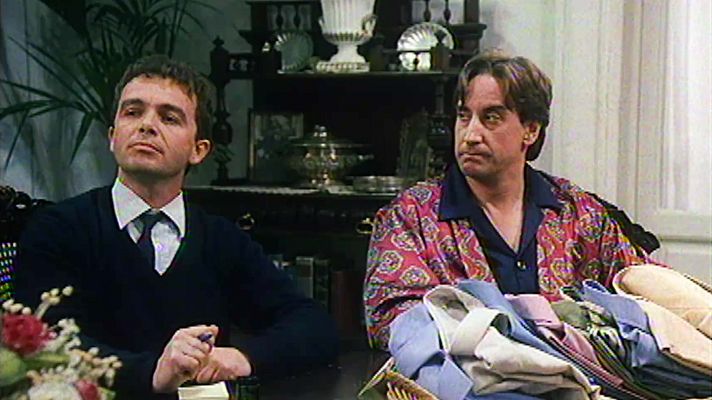 Villarriba y Villabajo - Paulina