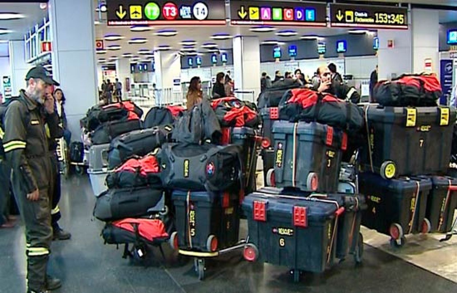 España enviará a Haití tres aviones con material y personal de emergencia | Ver