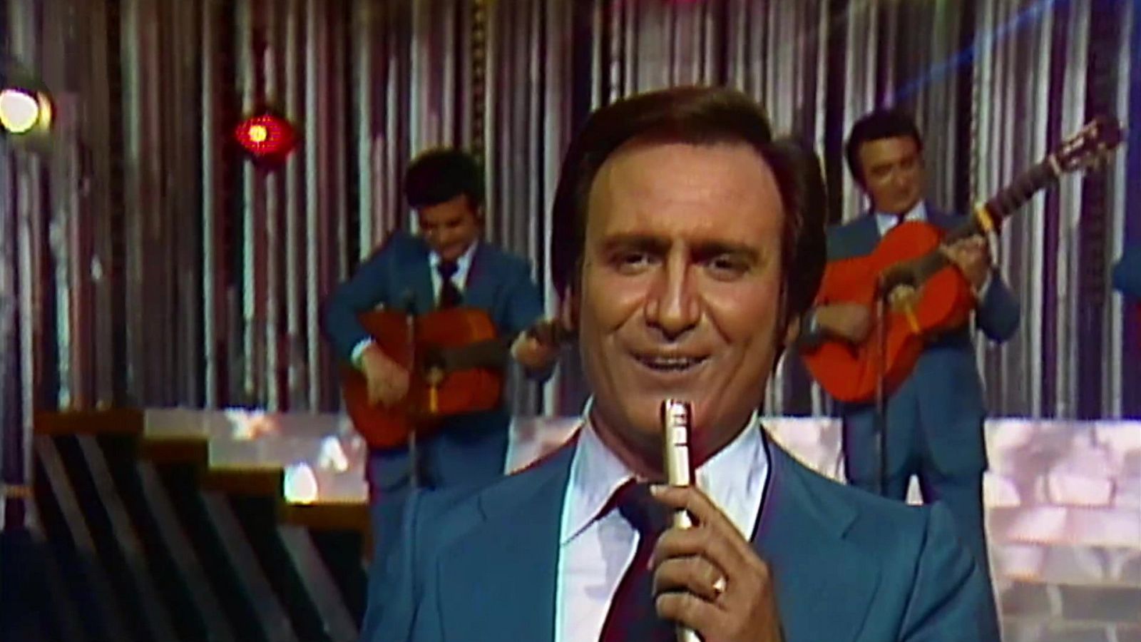 Viaje al centro de la tele - Especial Aplauso, éxitos nacionales. - ver ahora