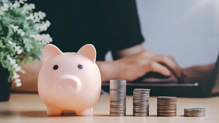 Telediario Fin de Semana - Los planes de pensiones individuales se desploman a cifras de 2003