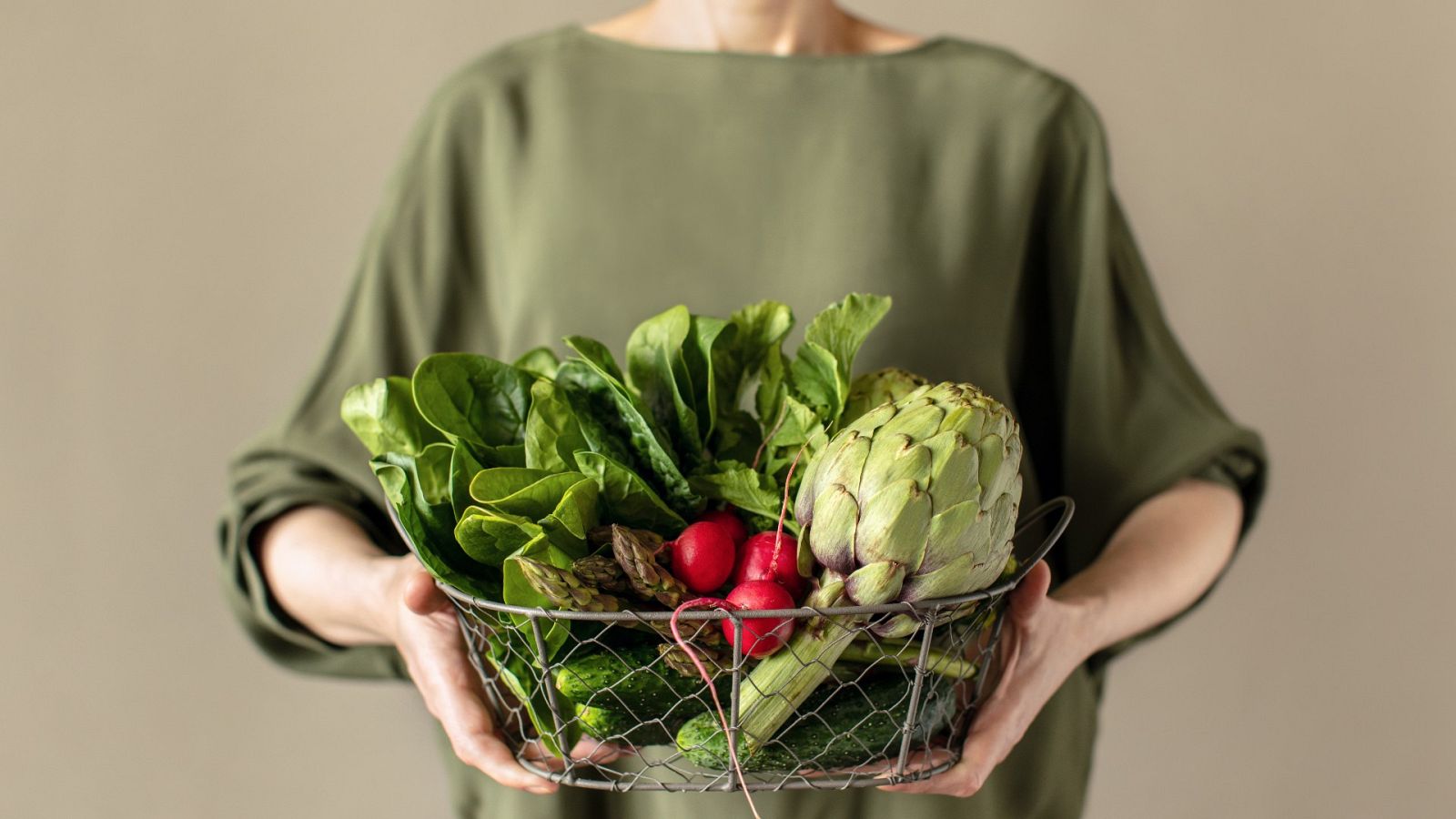 Las mujeres que llevan dieta vegana o vegetariana tienen un 30% más de probabilidad de sufrir una fractura ósea