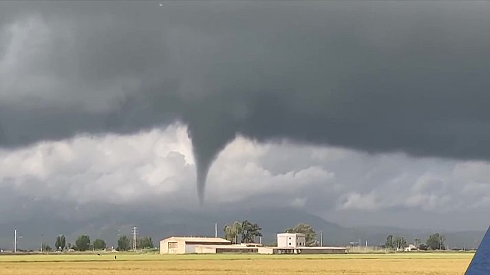 El tiempo - Intervalos de viento fuerte en la costa noroeste de Galicia