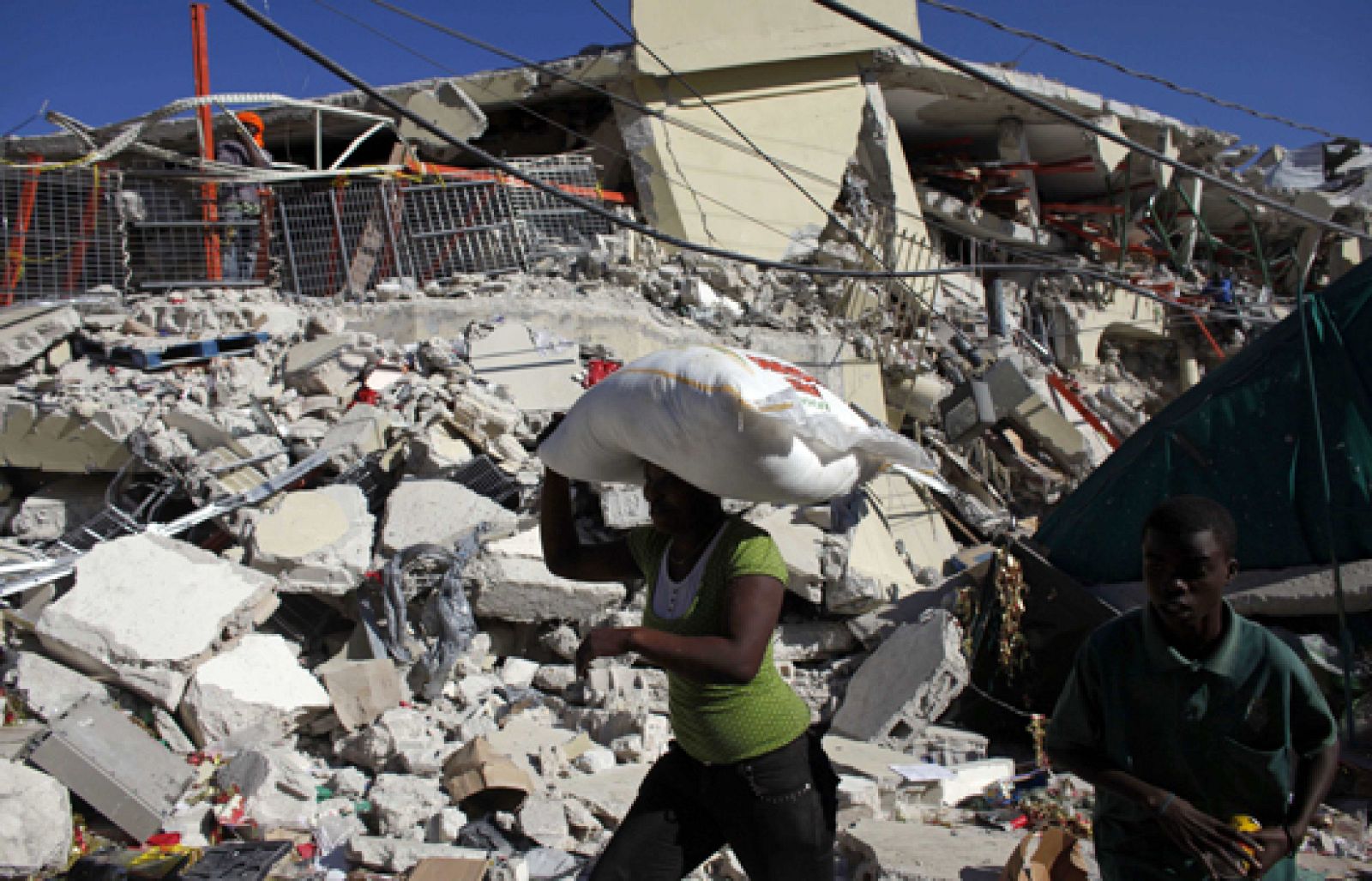 La situación en Haití, y sobre todo en Puerto Príncipe, sigue siendo caótica | Ver
