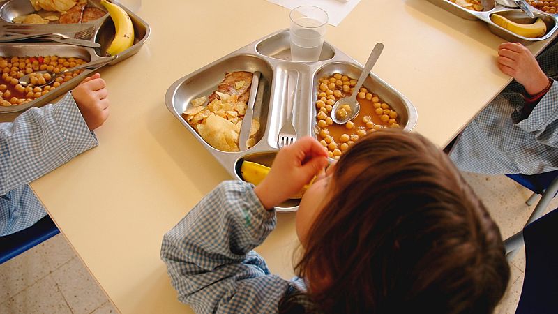 Sin comedor y sin extraescolares: así buscan ahorrar los padres en la vuelta al cole más cara