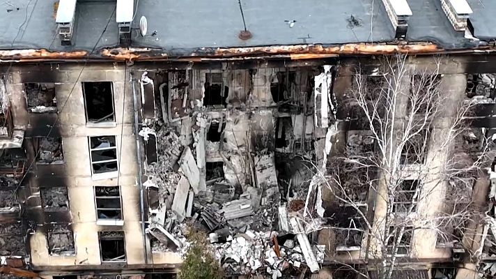 Telediario 1 - El Festival de Venecia muestra su cara más social con un documental sobre la guerra de Ucrania