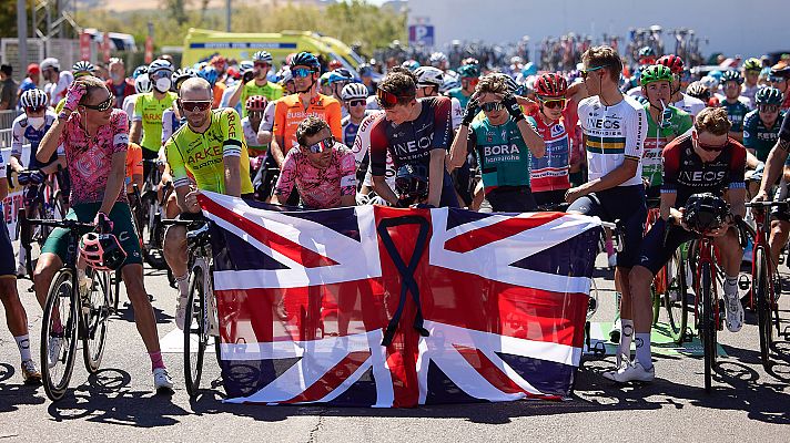 Vuelta ciclista a España - La Vuelta rinde homenaje a la reina Isabel II