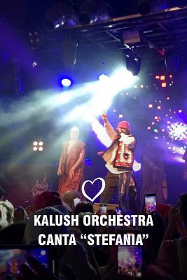 Eurovisión - Kalush Orchestra canta "Stefania" en su concierto en Madrid