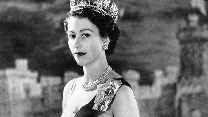 Telediario Fin de Semana - Así fue la proclamación de Isabel II