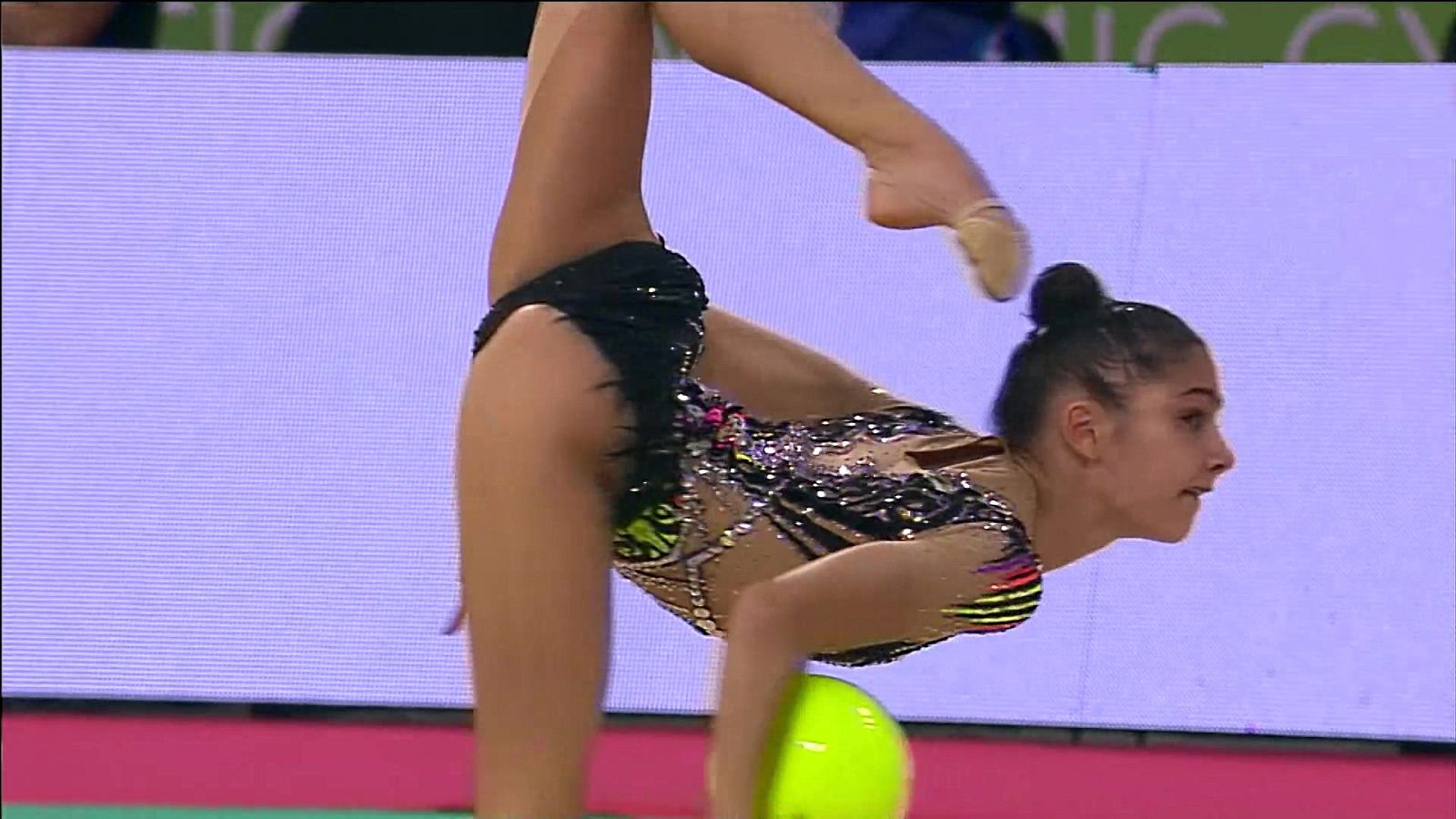 Gimnasia rítmica - Campeonato del Mundo. Final individual Pelota - ver ahora