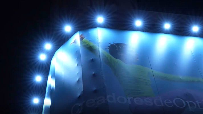 Telediario 2 - Bombillas de LED azul: alertan de su expansión y daños a la salud