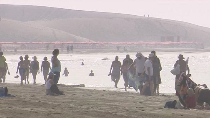 Telediario 1 - Sol y ahorro energético: así pretende Canarias atraer a los turistas alemanes este otoño e invierno