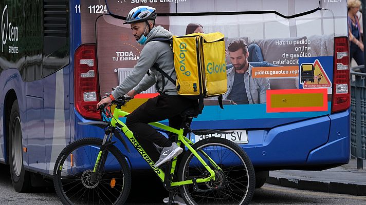 Telediario 1 - Atascos, accidentes y contaminación: los desafíos de la "última milla" en el reparto a domicilio