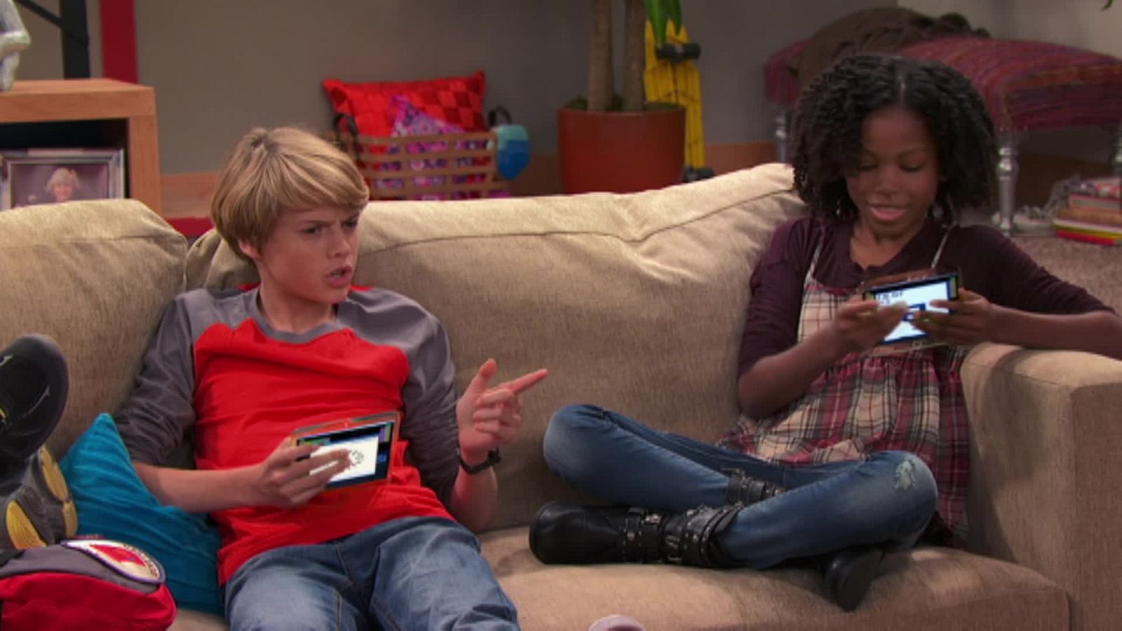 Cumpleañera al agua - Henry Danger | Ver