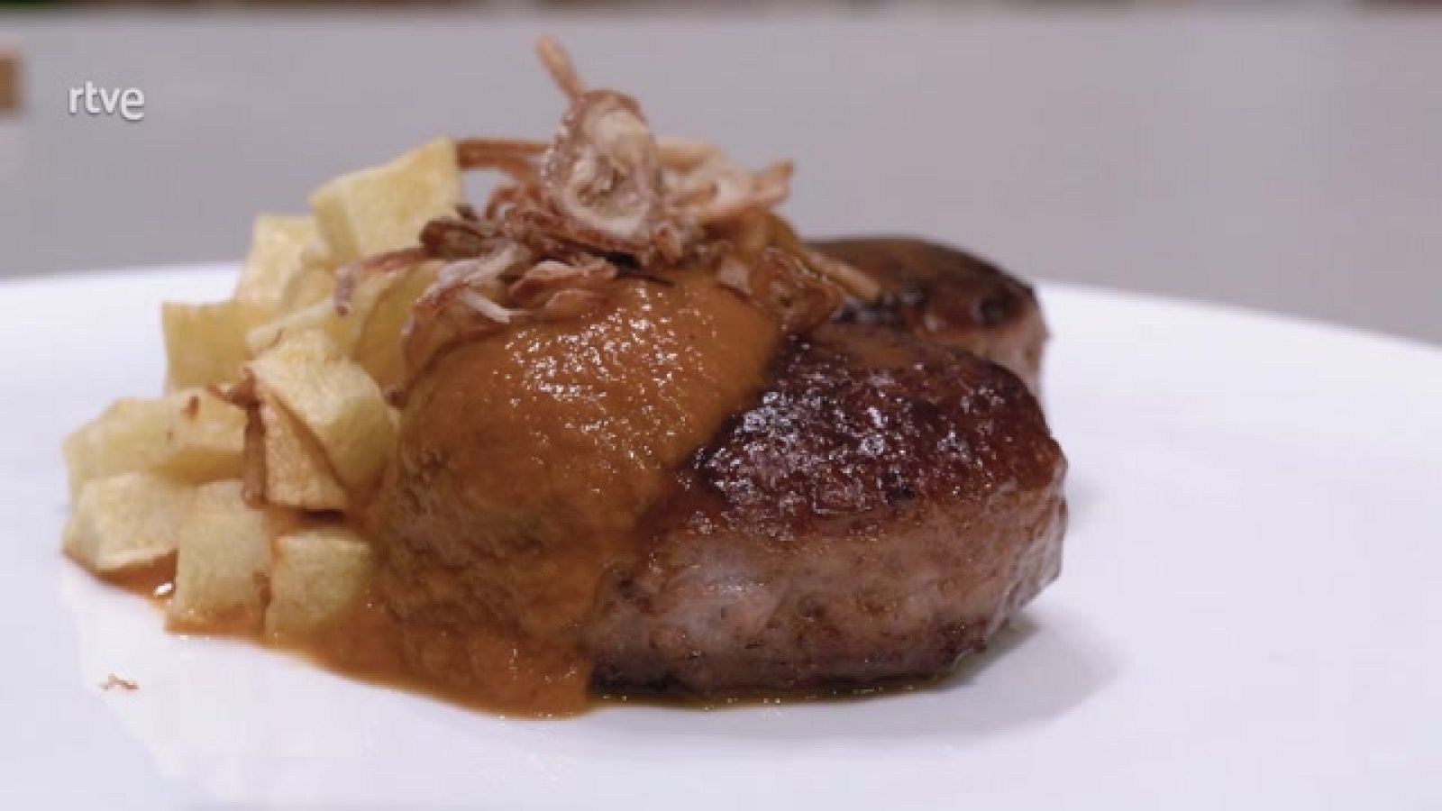 Aquí la Tierra - Receta de filete ruso casero