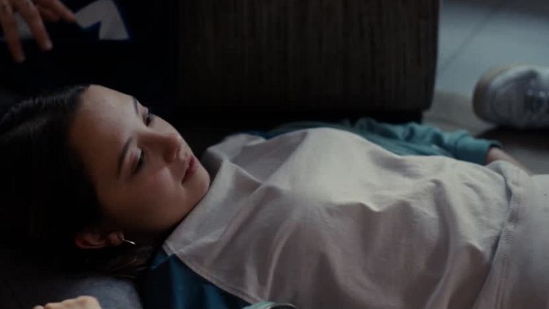 Así es 'La maternal', la madre adolescente que emociona en el Festival de San Sebastián