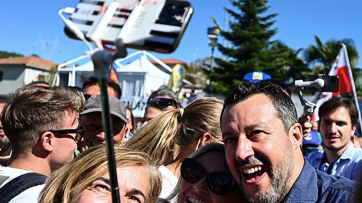 Telediario 1 - De los tiktoks de Berlusconi a los memes con Salvini: la campaña italiana se vive también en las redes sociales