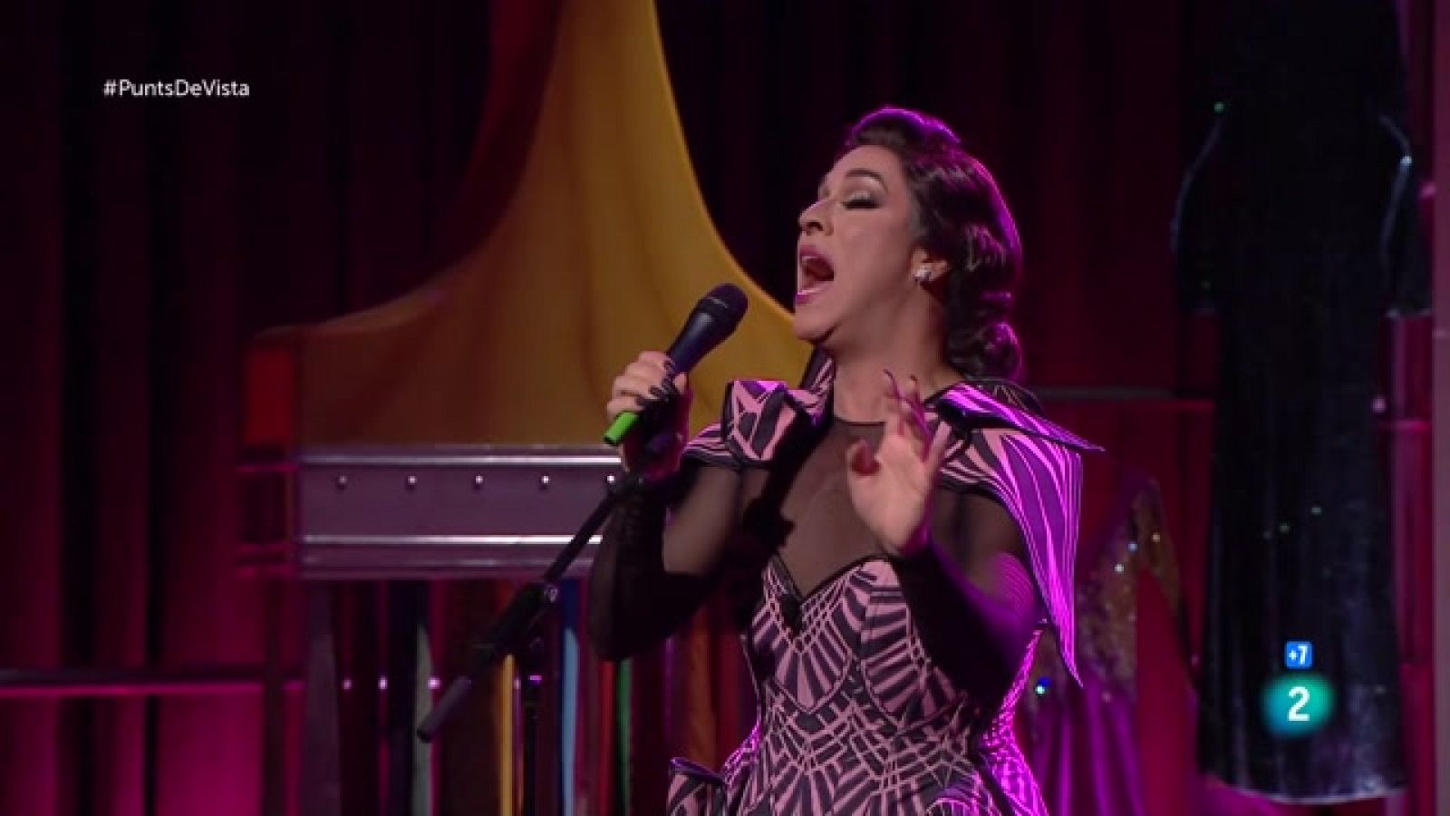 Punts de vista - Sharonne, Maria Barbal i Fran Peregrina