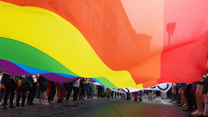 Telediario 2 - Aborto, homofobia o inmigración: temor en Italia por la postura de la ultraderecha hacia los derechos civiles