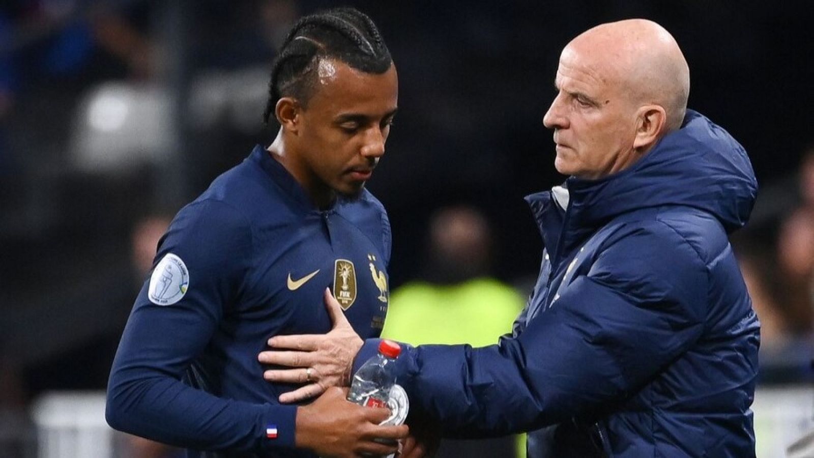 El 'virus FIFA' se ceba con Barça y Madrid | Ver