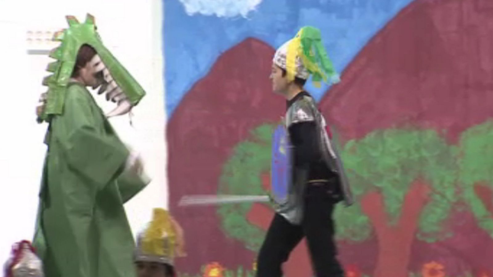 Arxiu TVE Catalunya - L'Informatiu migdia - Diada de Sant Jordi a l'Escola França de Terrassa