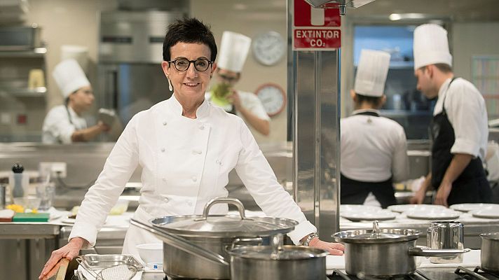 Telediario 1 - La desigualdad de género en los fogones: solo el 10% de los restaurantes Estrella Michelín están dirigidos por mujeres