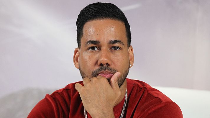 Telediario 2 - Romeo Santos publica 'Fórmula Vol. 3' y cierra una trilogía