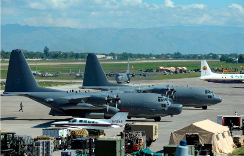 Los saqueos se extienden en Puerto Príncipe