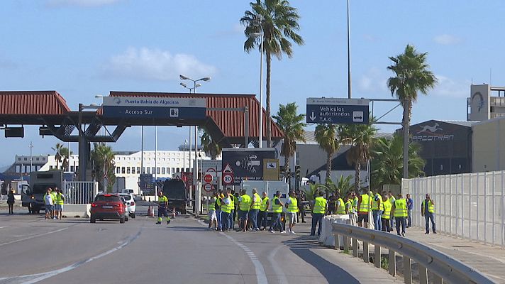 Noticias Andalucía - Paros en el Puerto de Algeciras