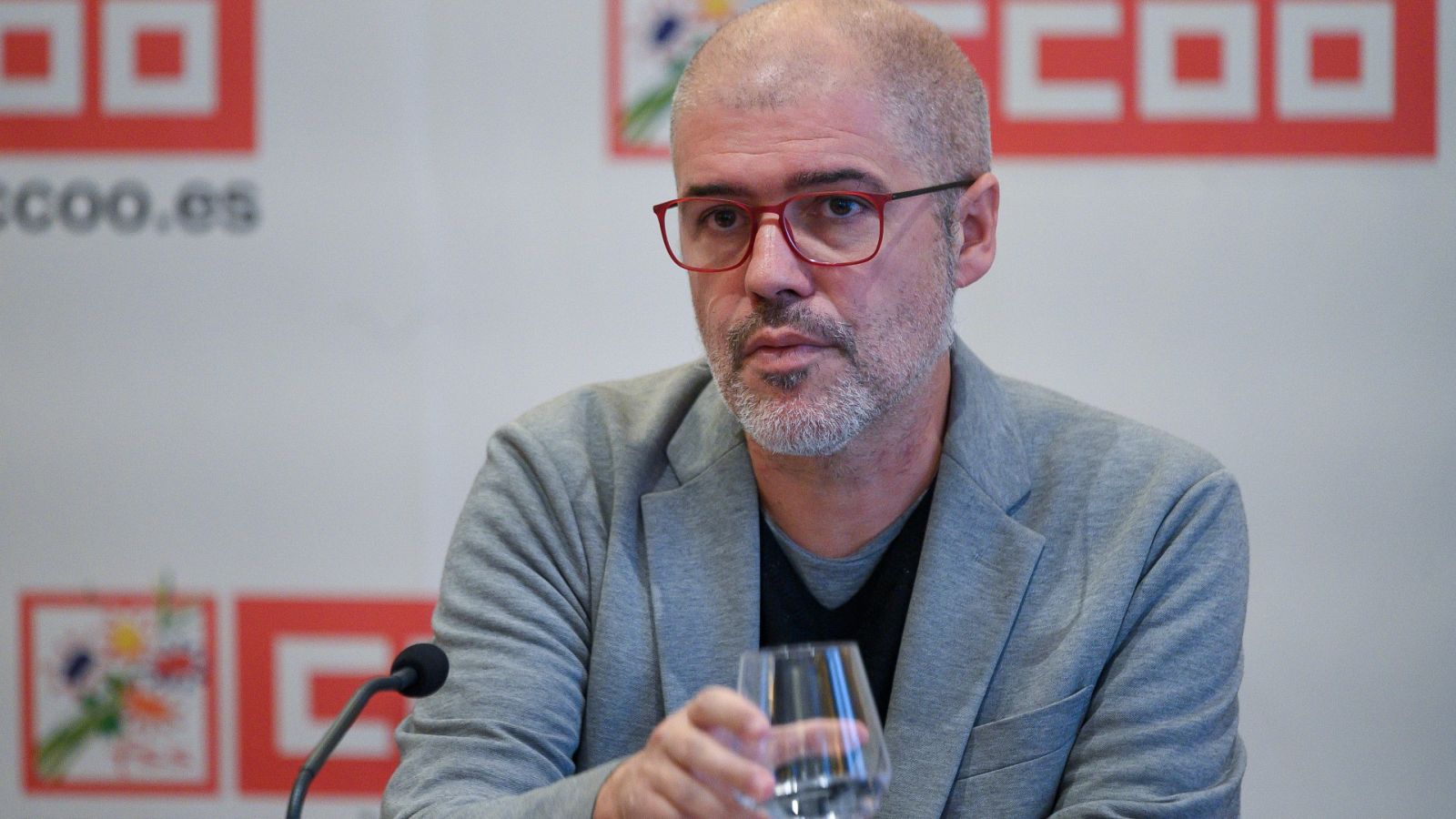 Sordo sobre los funcionarios: "No solo es una negociación salarial, hay que mejorar los servicios públicos"