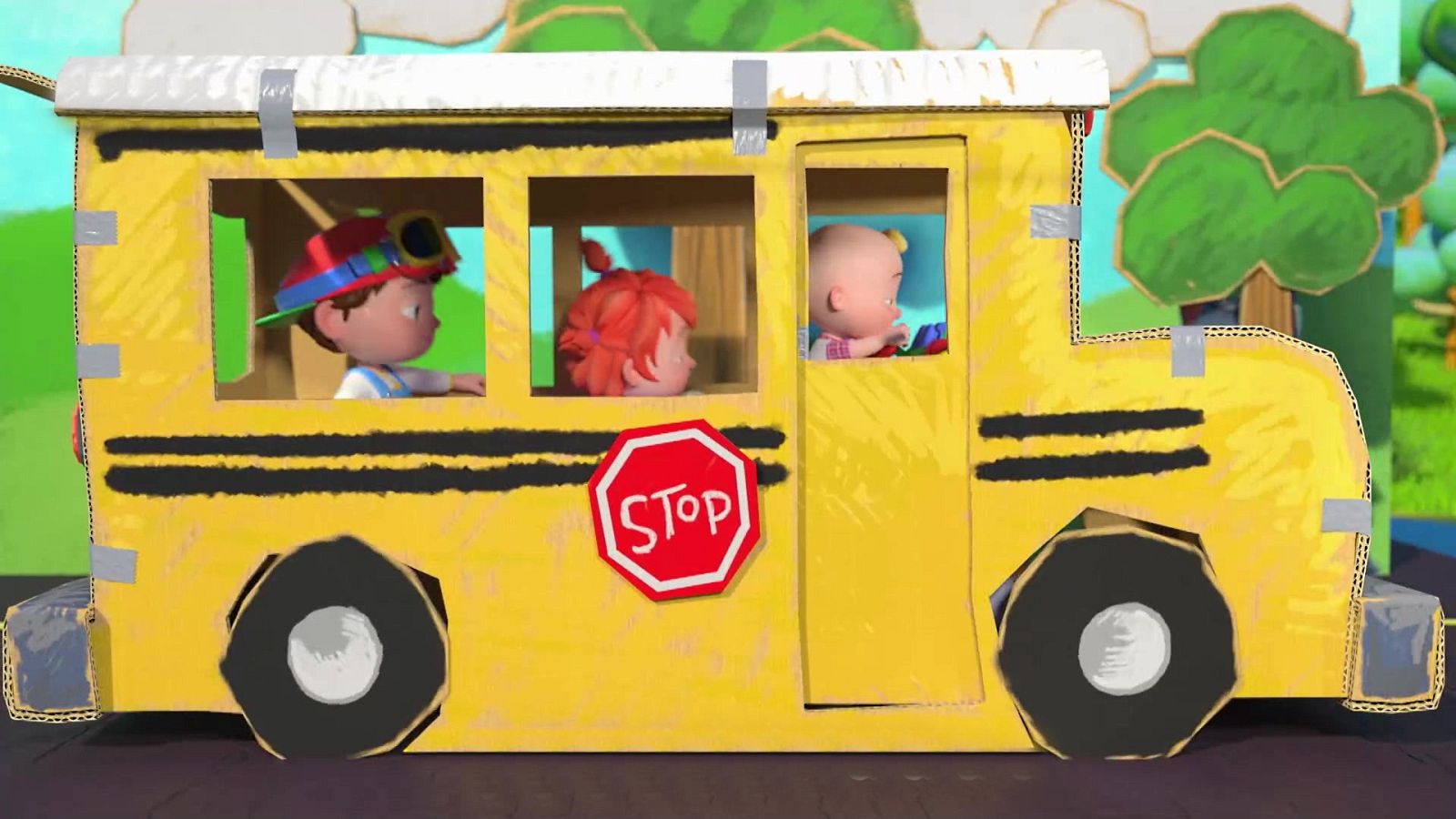 En el camino con Coco - CoComelon | Ver