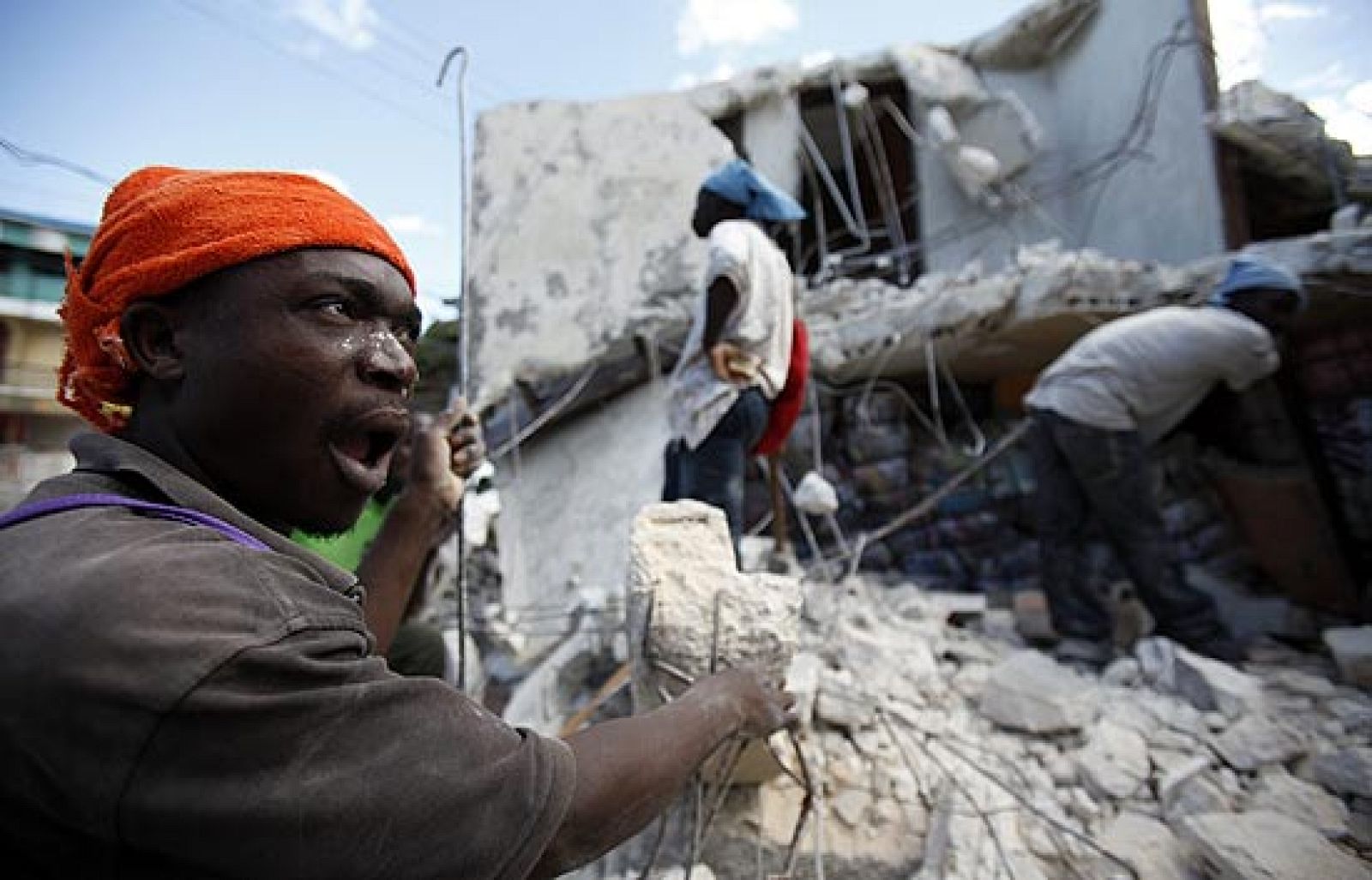 Informe semanal - Haití, terremoto en el infierno | Ver