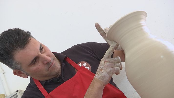 Noticias Andalucía - Cerámica rambleña de alta costura